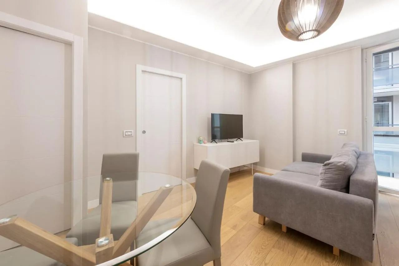Porta Nuova - Living Milan Apartment